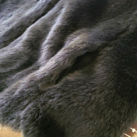 ALDO Faux Fur Vest - Black - Picture 7 of 9